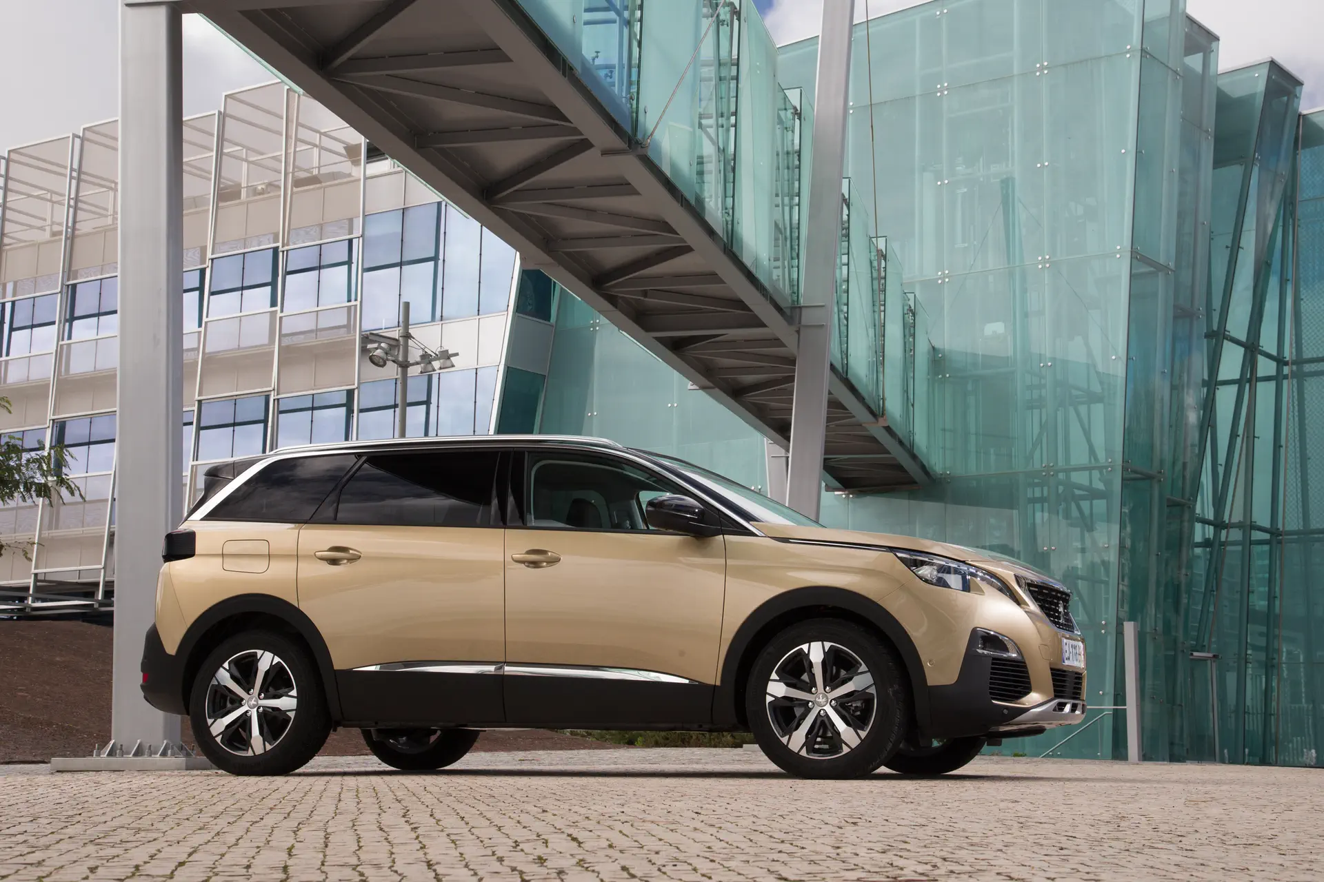 Peugeot 5008 private lease