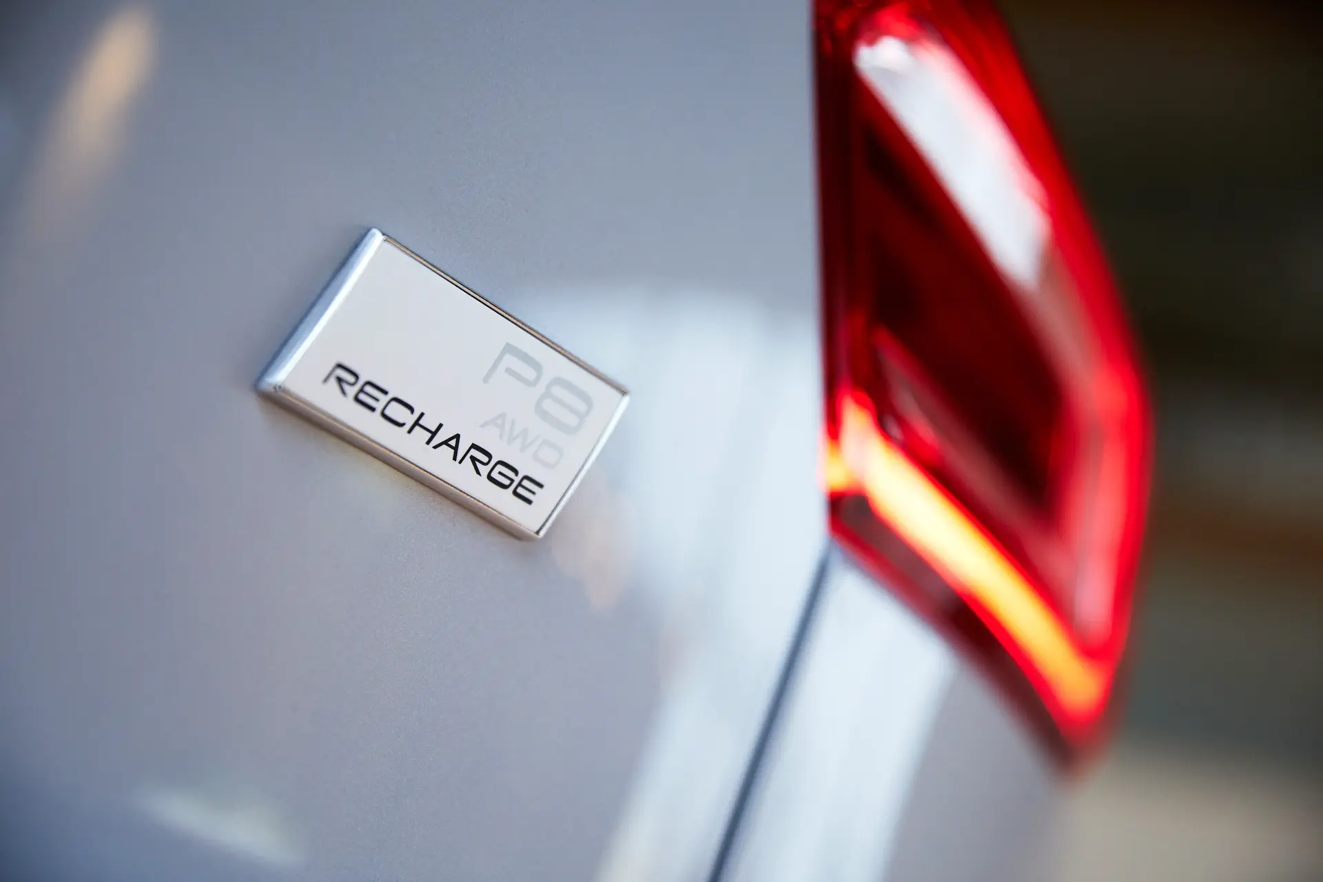 Volvo brengt eenvoud in openbaar opladen