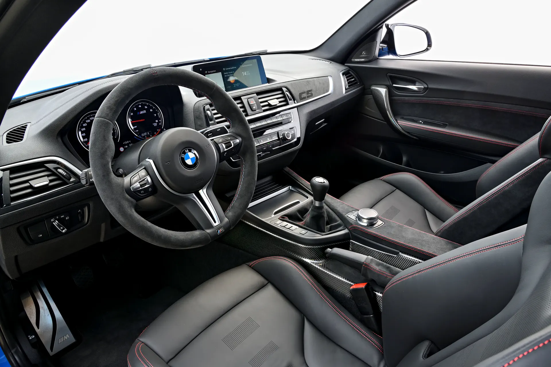 BMW M2 CS onttroont M2 Competition