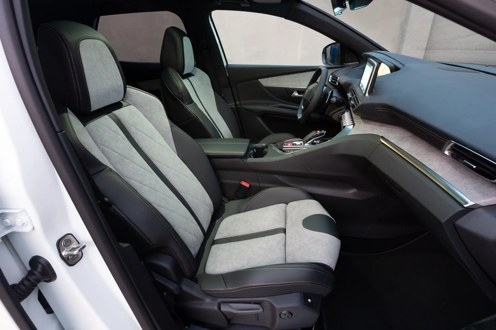 Peugeot met gratis lederen bekleding