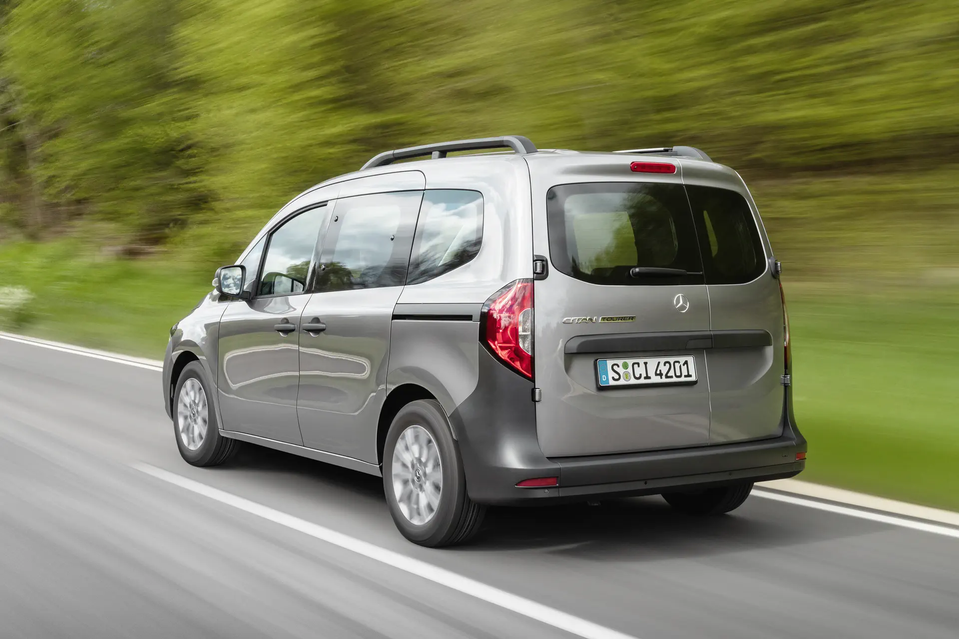 Nieuwe Mercedes-Benz Citan eerst met brandstofmotoren