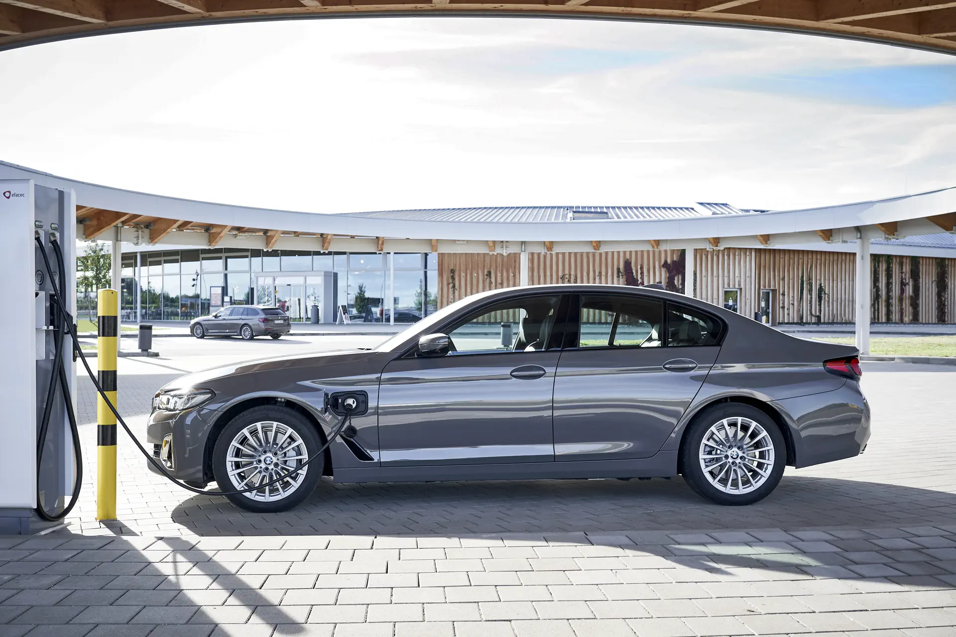 Digitaal, dynamisch en nu ook volledig elektrisch: de BMW 5 Serie gaat een nieuw tijdperk in