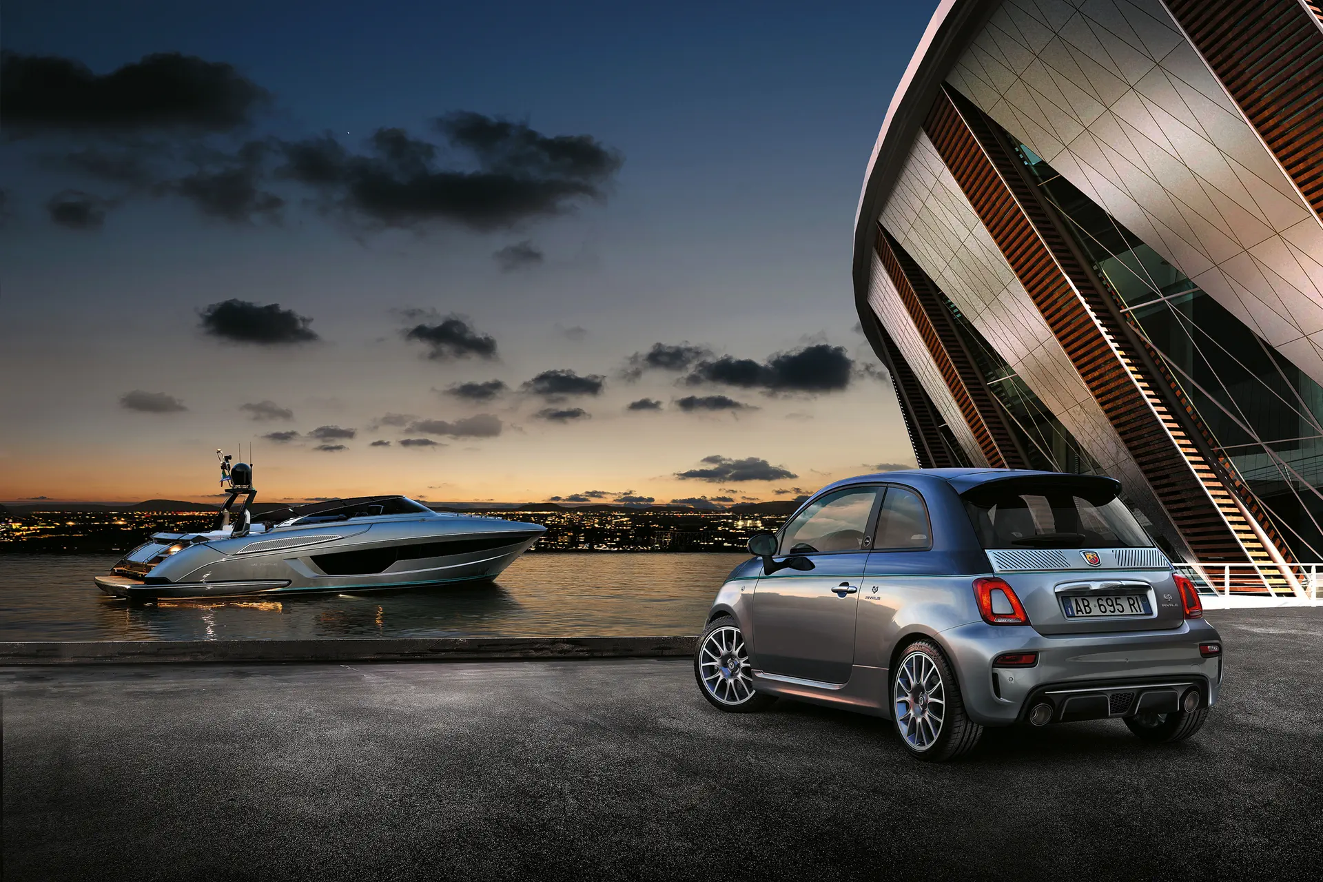 Abarth introduceert nieuwe line-up elektrische Abarth 500e