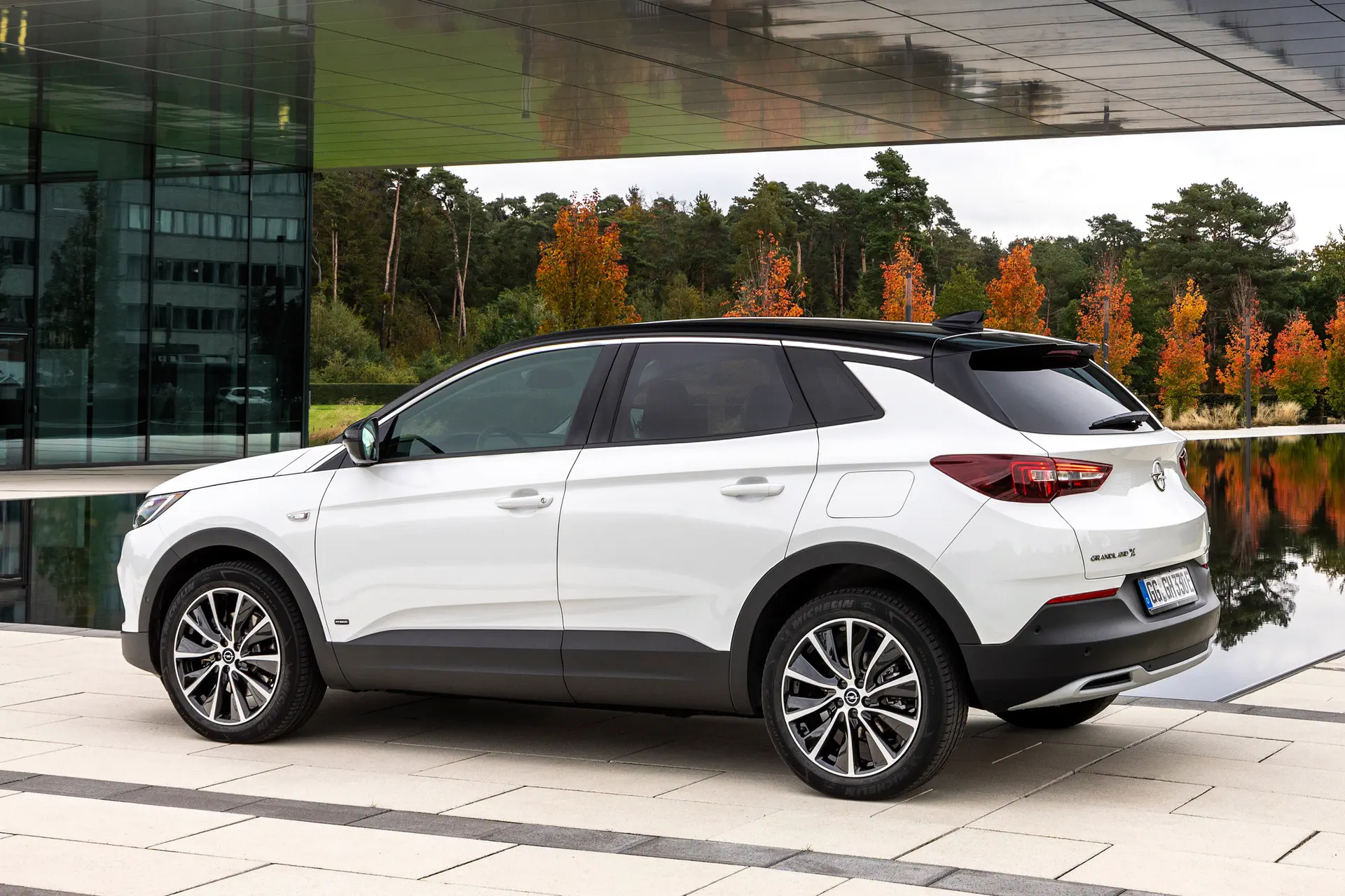 Tweede hybride-uitvoering Opel Grandland X zonder 4WD