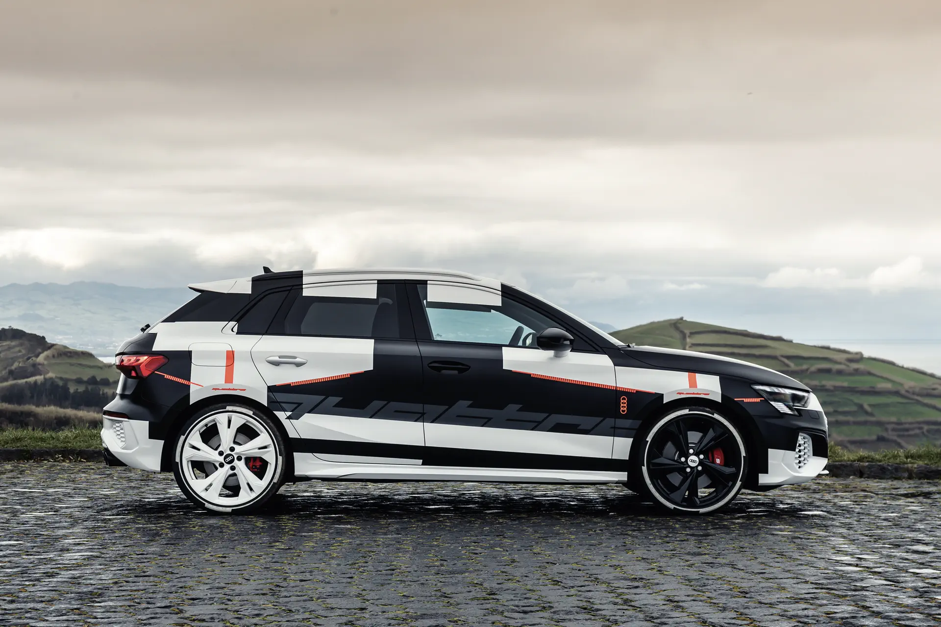 Nieuwe Audi A3 is nog goed verpakt