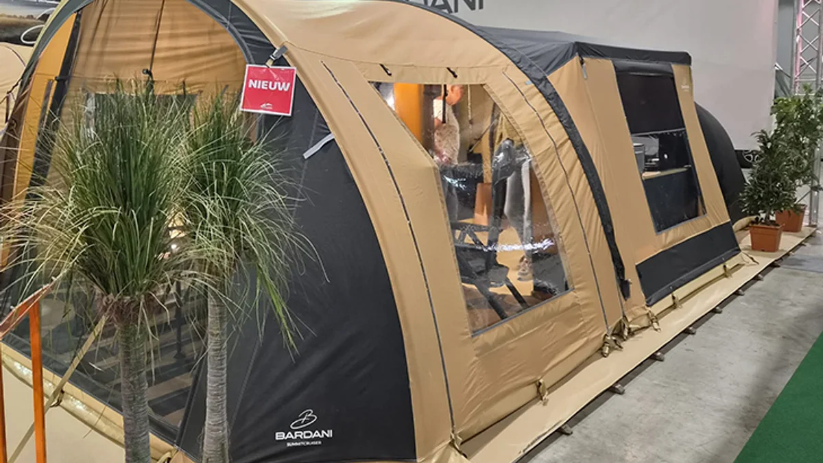 Bardani onthult eerste vouwwagen op Kampeer & Caravan Jaarbeurs