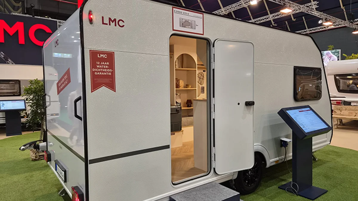 LMC e:dero 470 K: Ruime gezinscaravan met laag gewicht