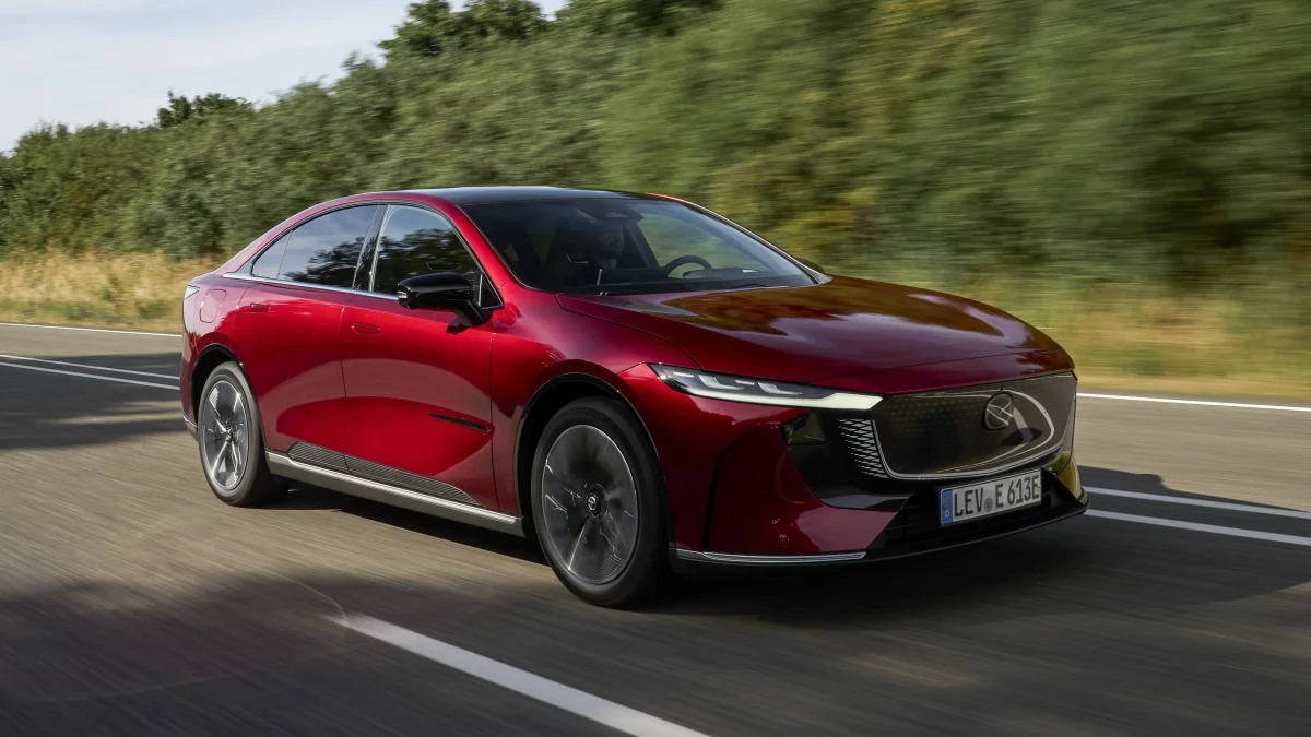 Mazda 6e krijgt updates: verbeterde actieradius en laadsnelheid