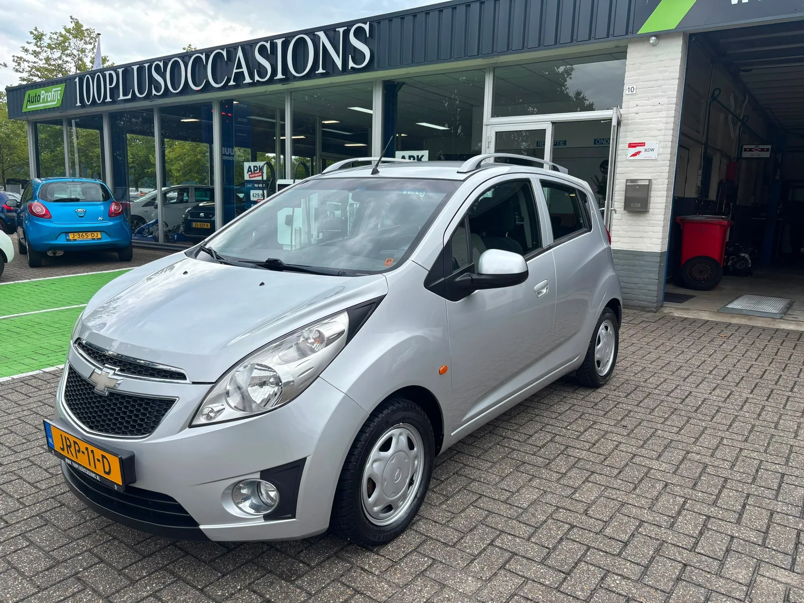 Chevrolet SPARK (2010) — foto 1