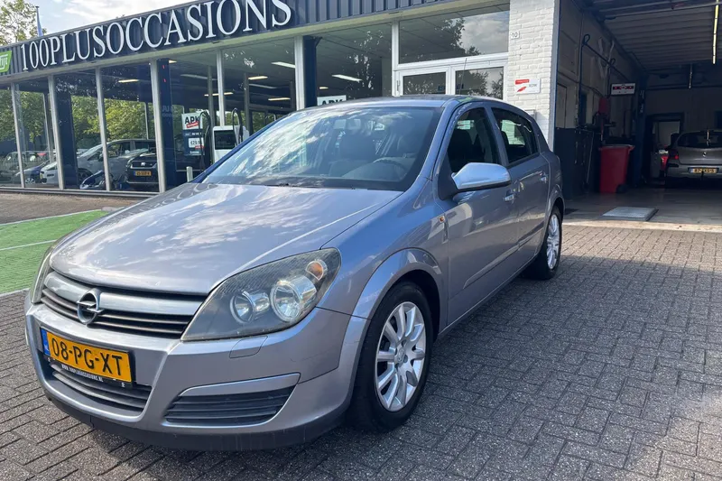 Opel Astra (2004)