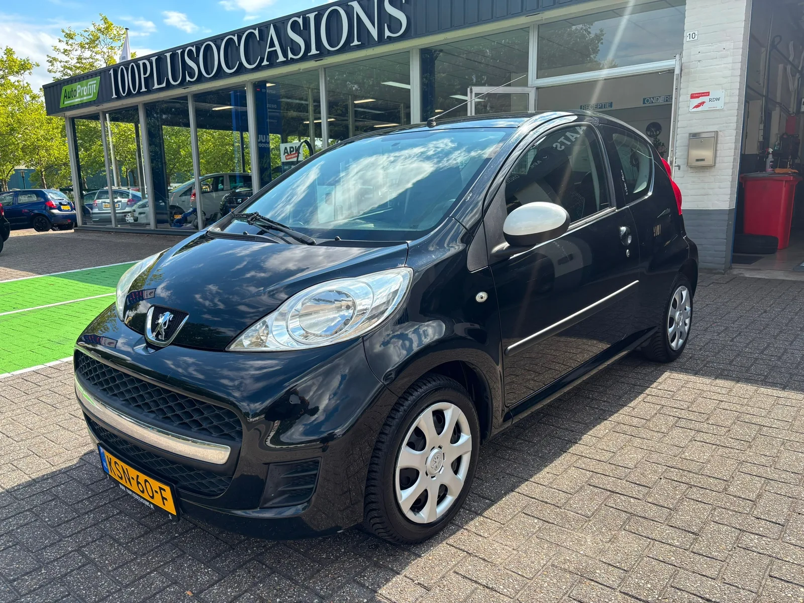 Peugeot 107 (2012) — foto 1