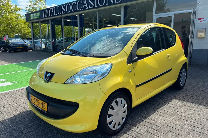 Peugeot 107 (2006)