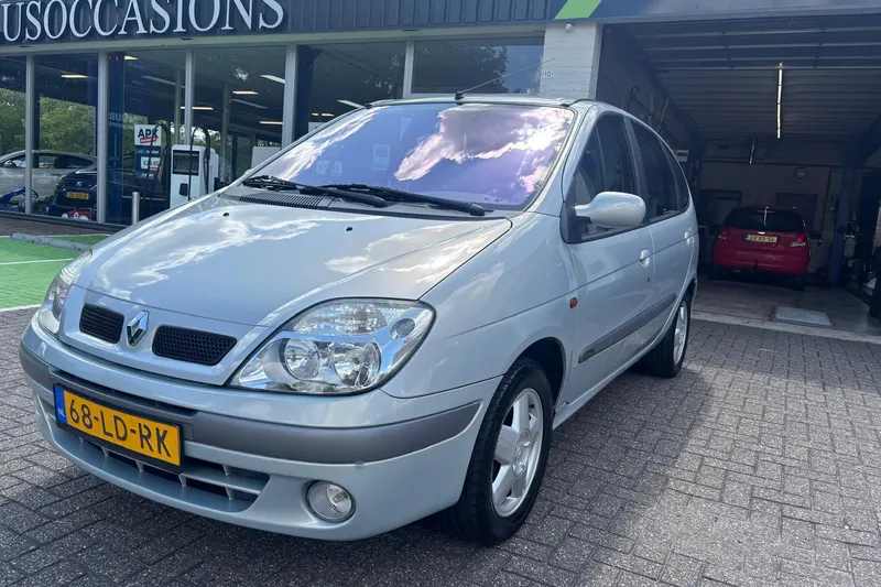 Renault Scénic (2002)