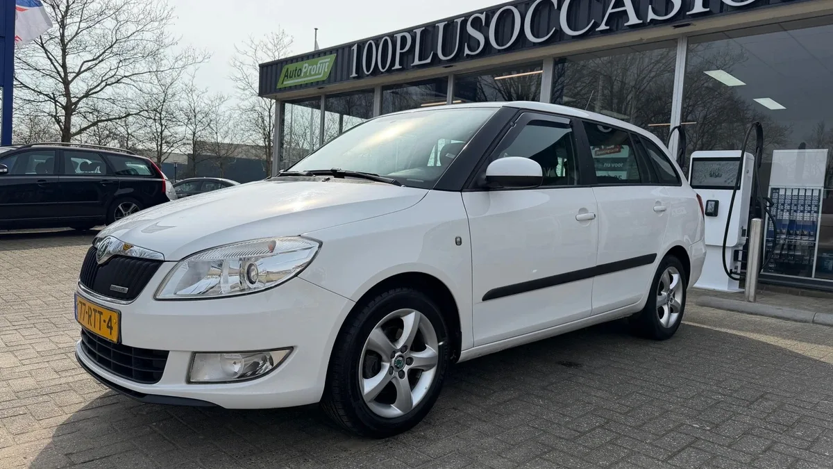 Škoda Fabia (2011) — foto 1
