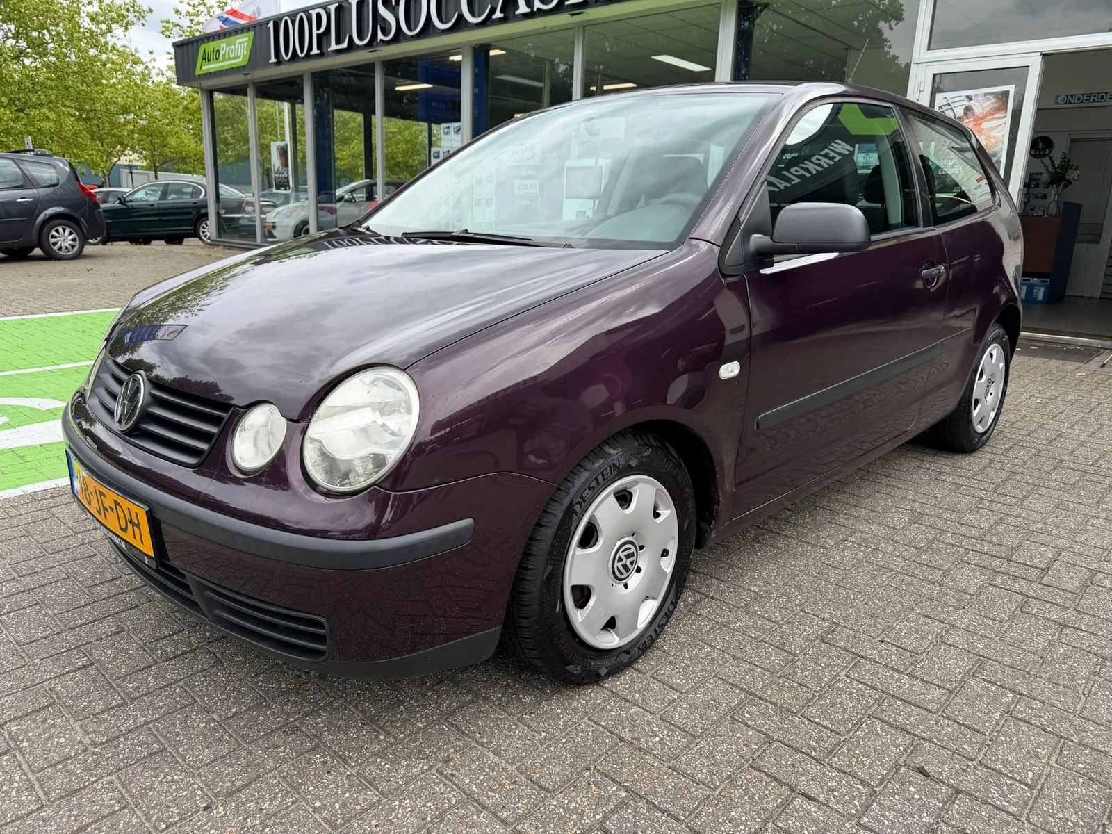 Volkswagen Polo (2002) — foto 1
