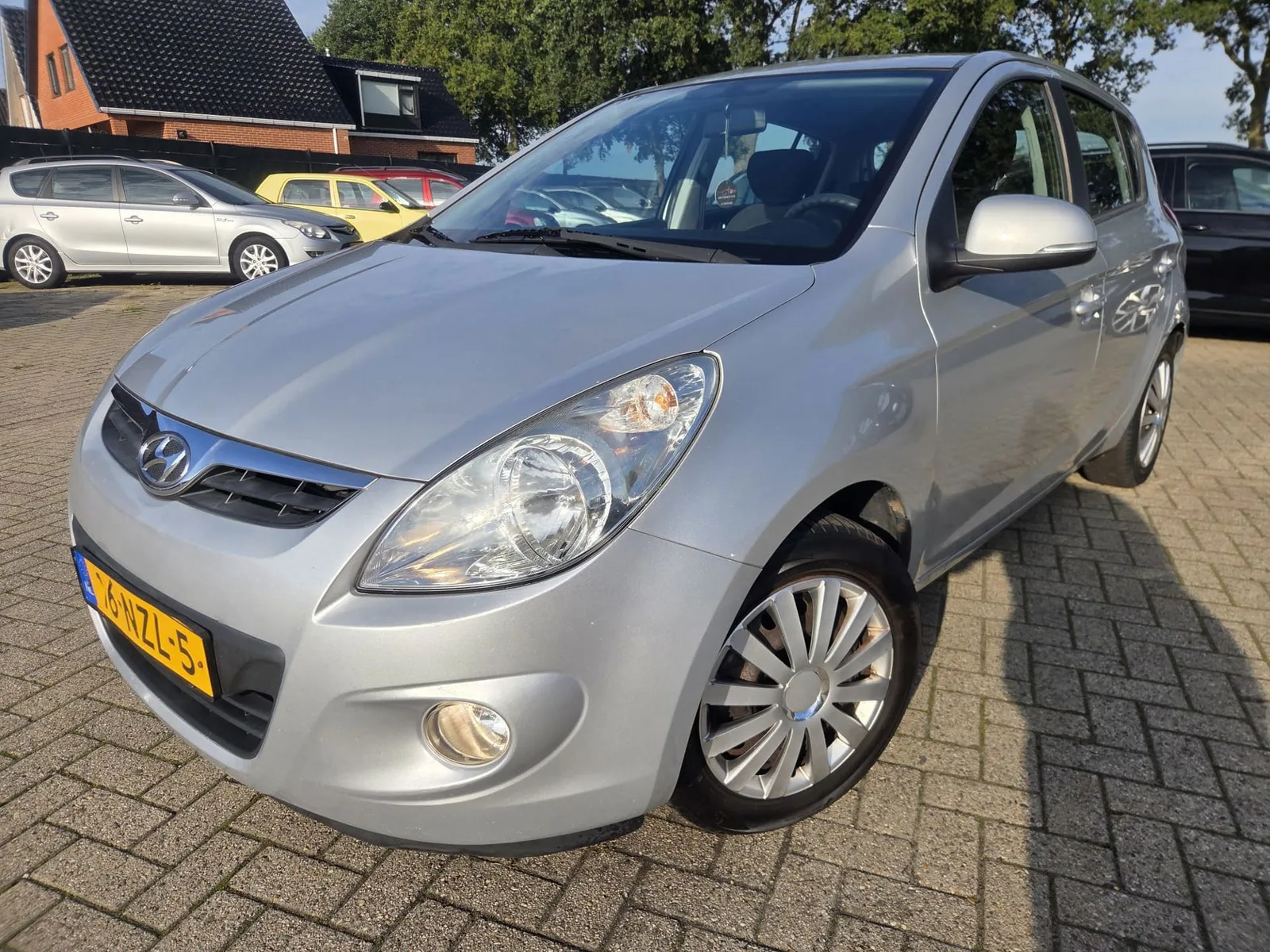 Hyundai i20 (2011) — foto 1