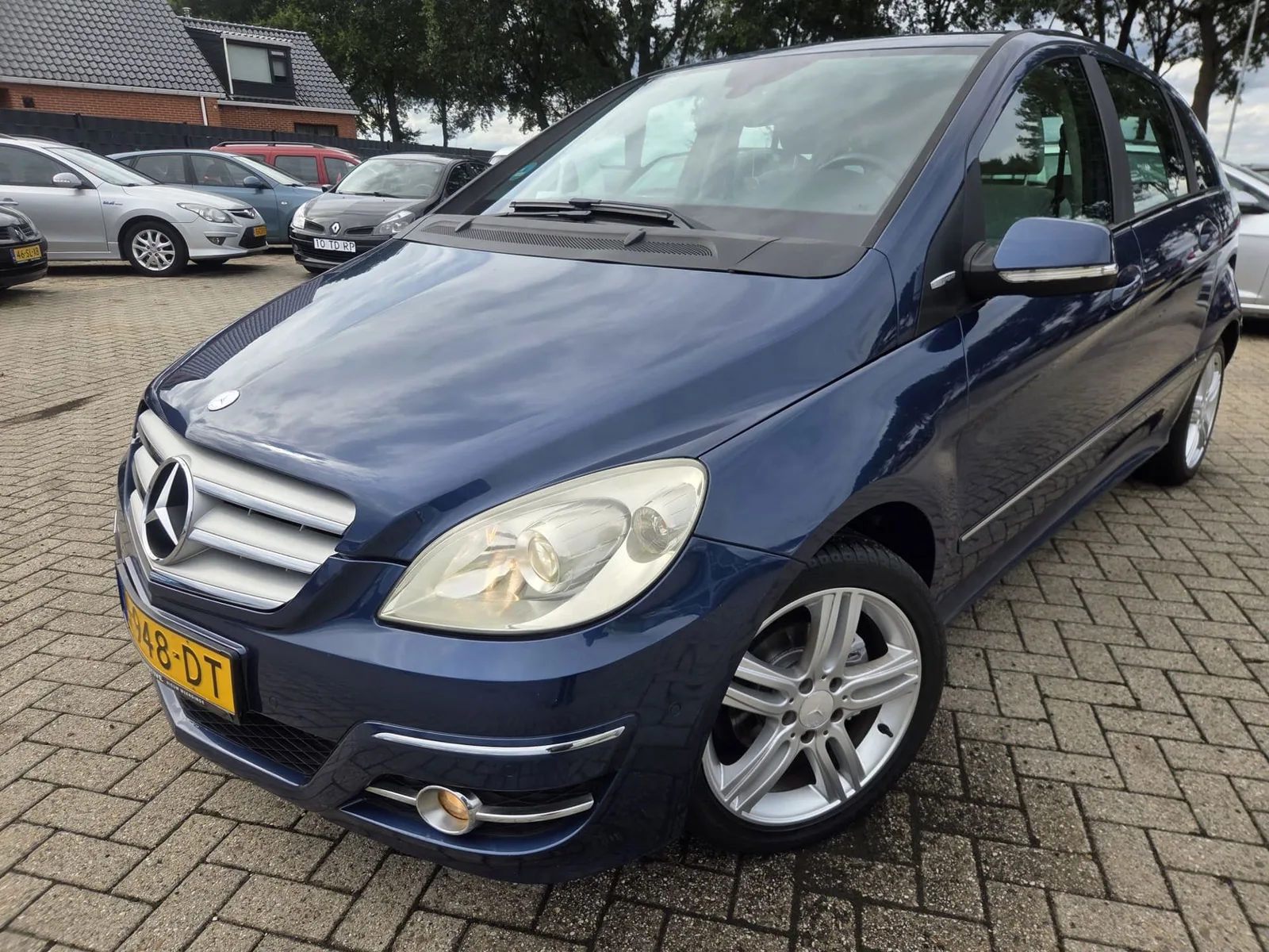 Mercedes-Benz B-Klasse (2009) — foto 1