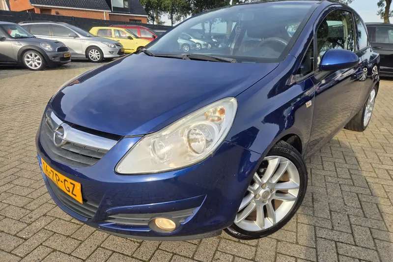 Opel Corsa (2008)