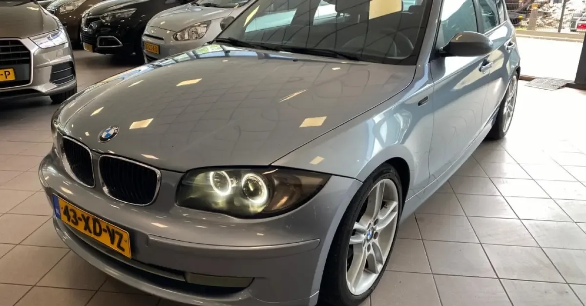 BMW 1-Serie (2007) — foto 1