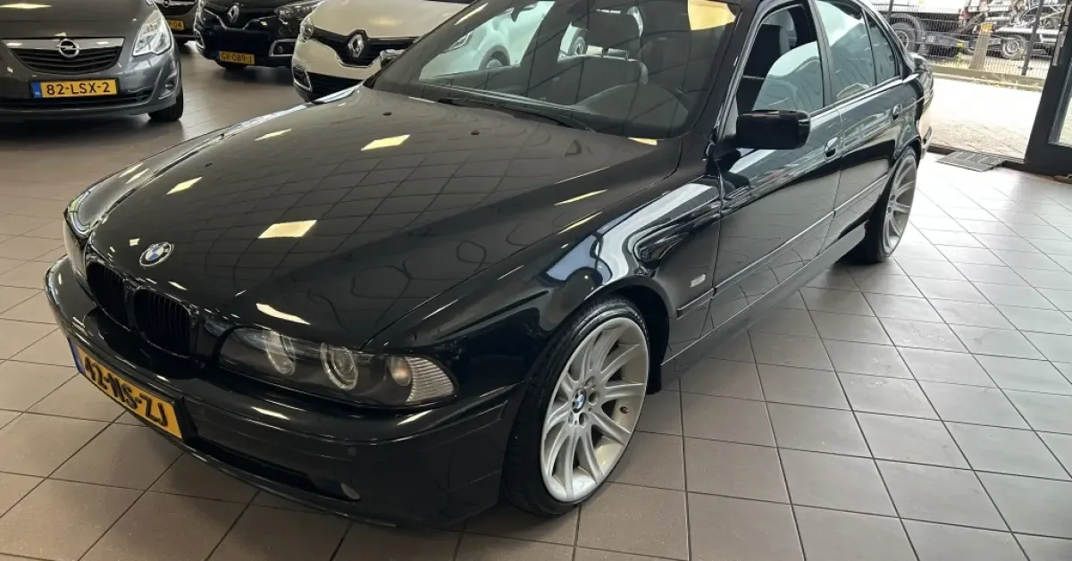 BMW 5-Serie (2004) — foto 1