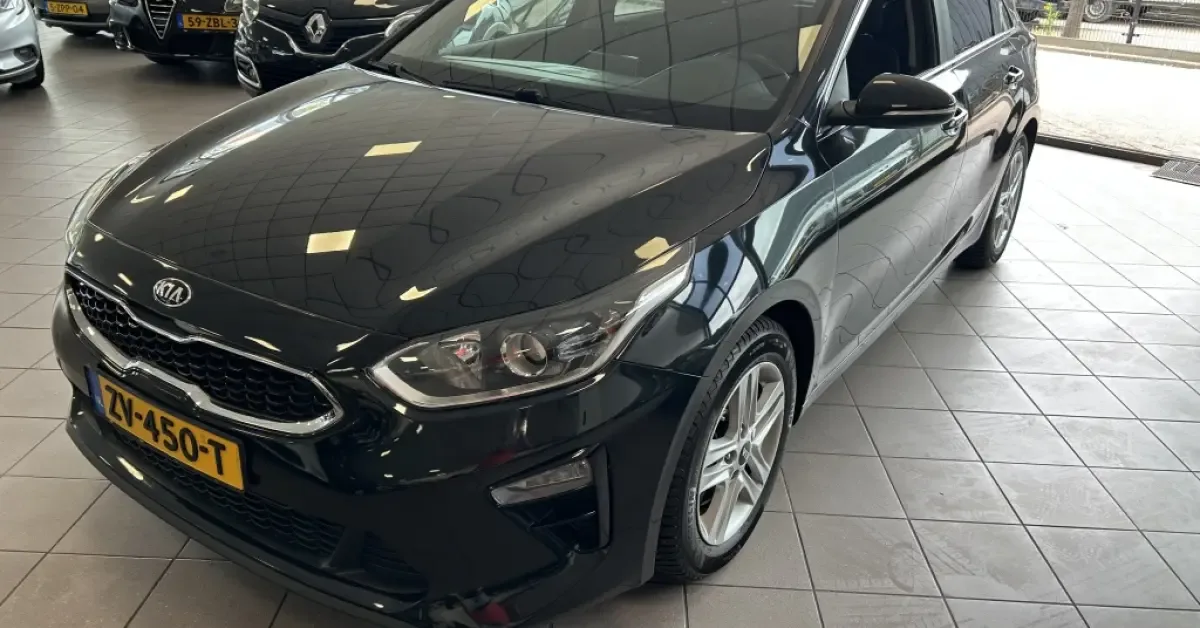 Kia Ceed (2019) — foto 1