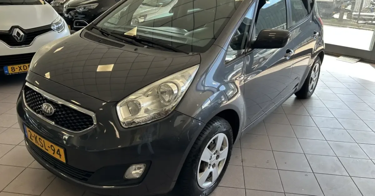 Kia Venga (2013) — foto 1