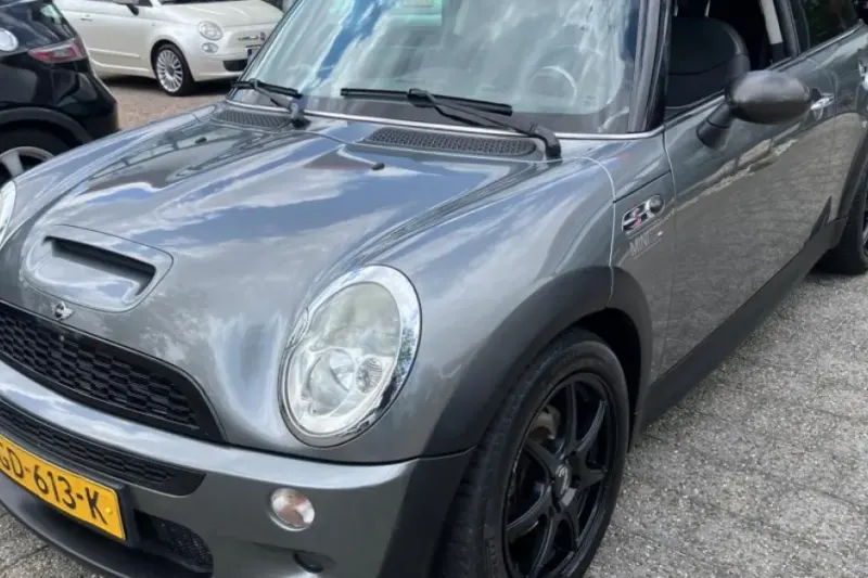 MINI 3-Deurs (2003)