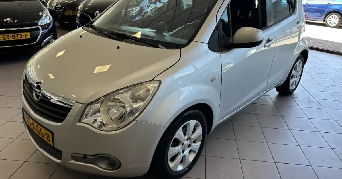 Opel Agila (2009) — foto 1