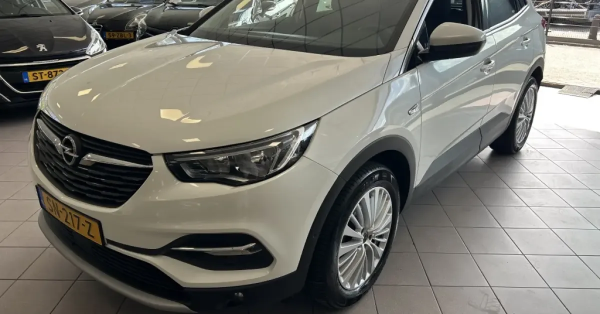 Opel Grandland (2018) — foto 1
