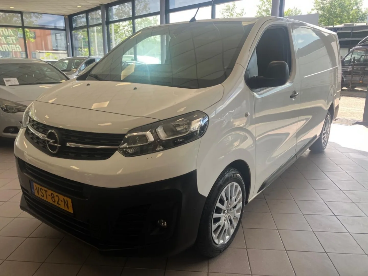 Opel Vivaro (2021) — foto 1