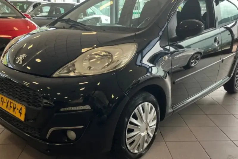 Peugeot 107 (2012)