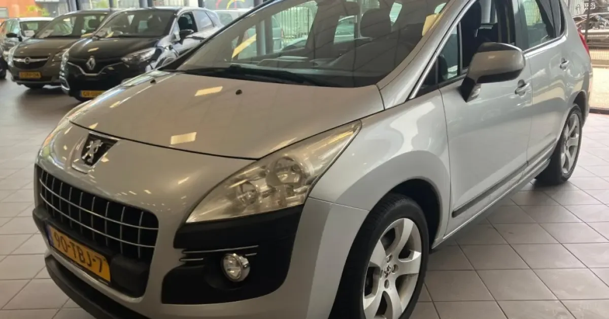 Peugeot 3008 (2012) — foto 1