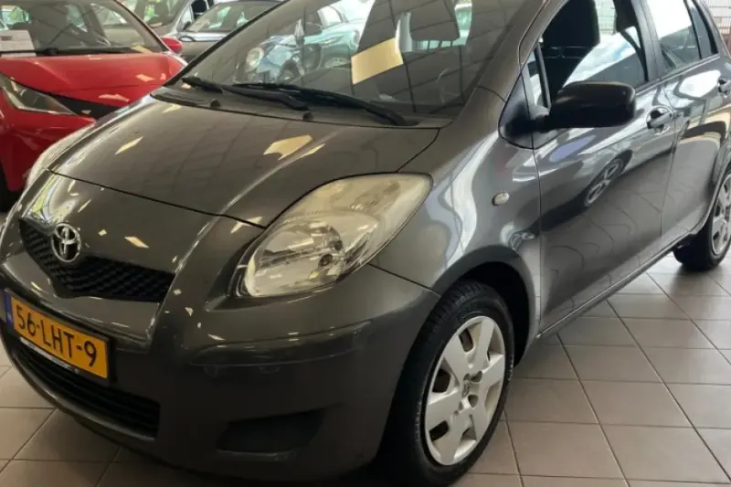 Toyota Yaris (2010)