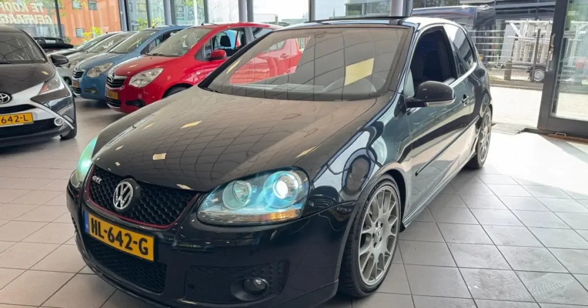 Volkswagen Golf (2015) — foto 1