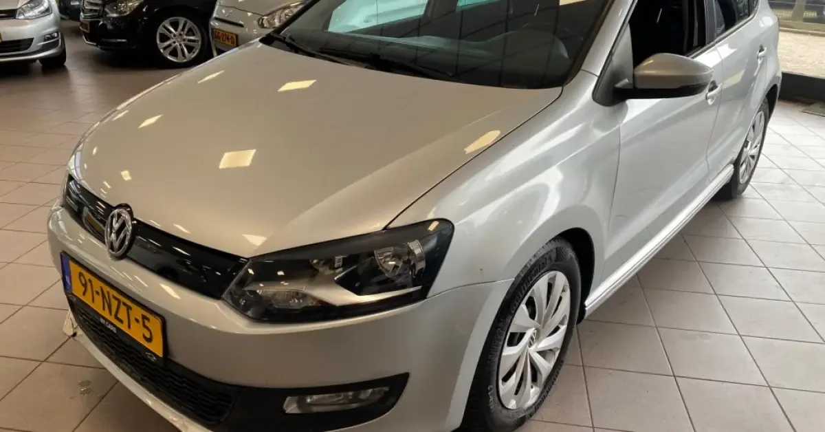 Volkswagen Polo (2011) — foto 1