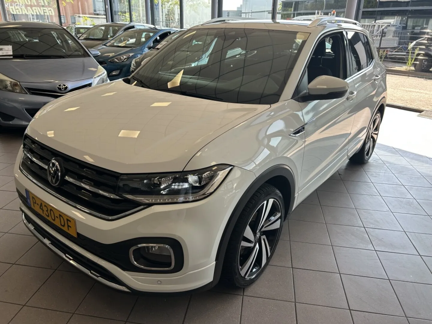 Volkswagen T-Cross (2022) — foto 1