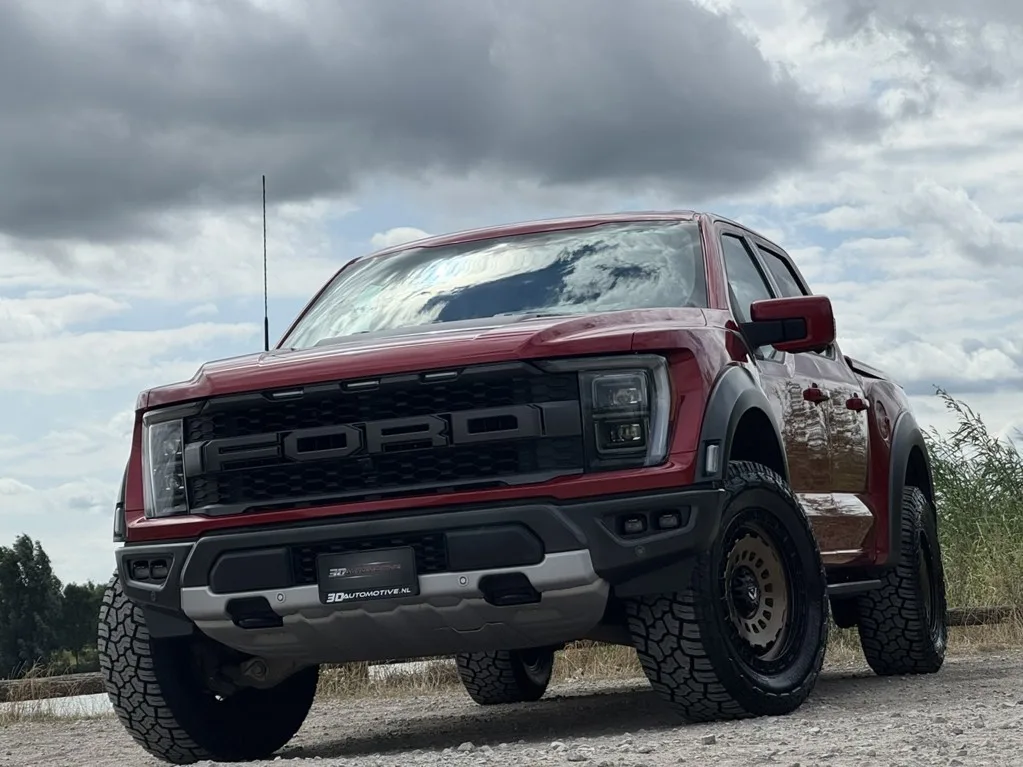 Ford F150 (2022) — foto 1