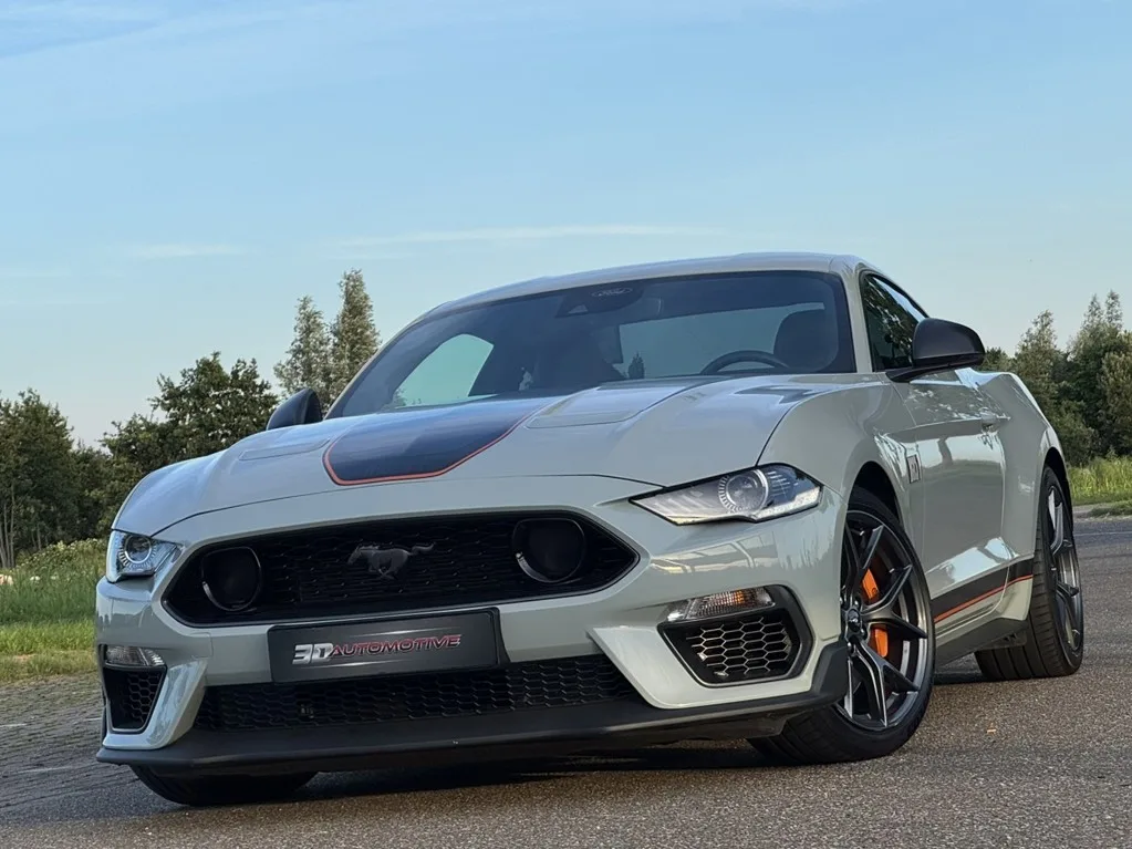Ford Mustang (2021) — foto 1
