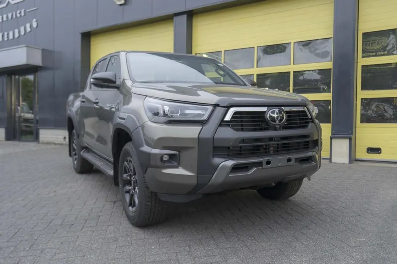 Toyota Hilux (2026)