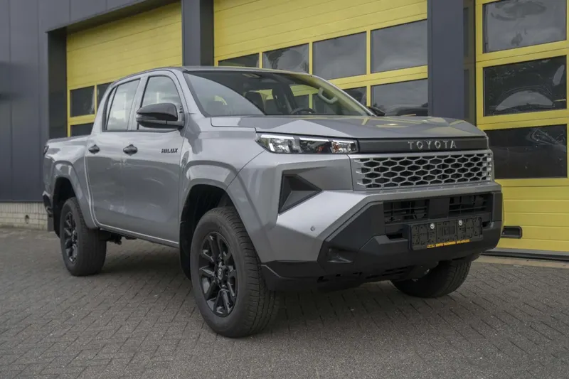 Toyota Hilux (2026)