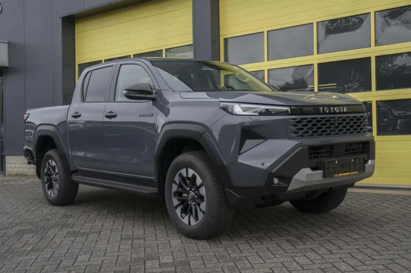 Toyota Hilux (2026)