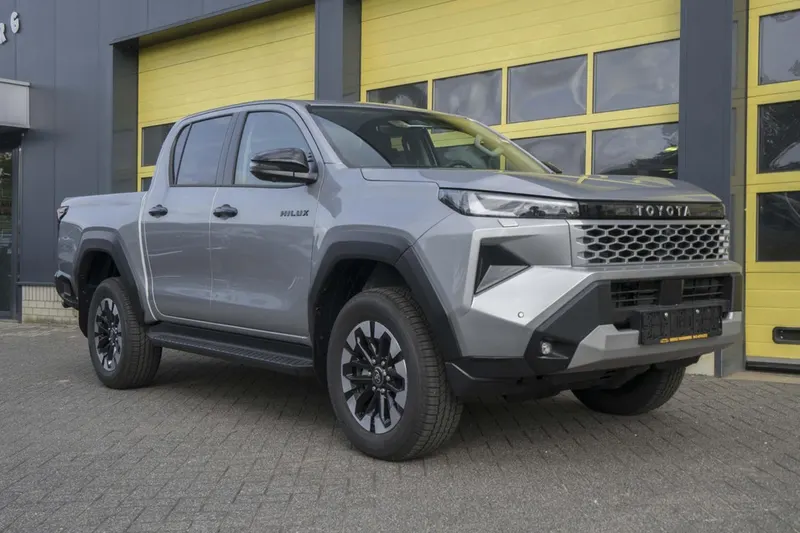 Toyota Hilux (2026)