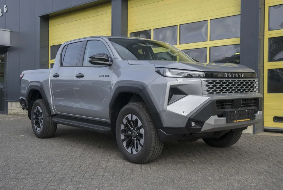 Toyota Hilux (2026) — foto 1