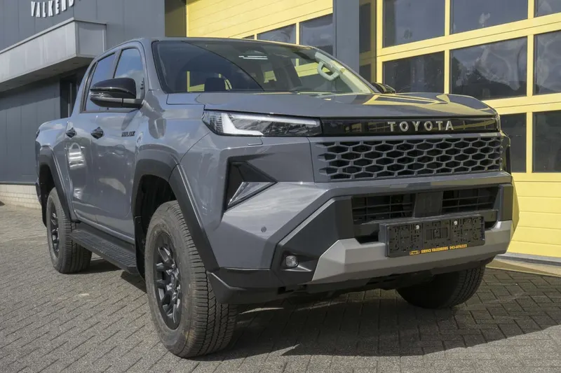 Toyota Hilux (2026)