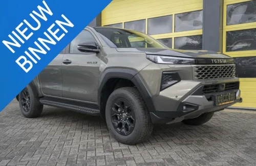 Toyota Hilux (2026) — foto 1