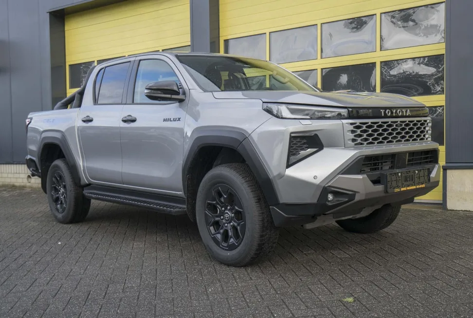 Toyota Hilux (2026) — foto 1