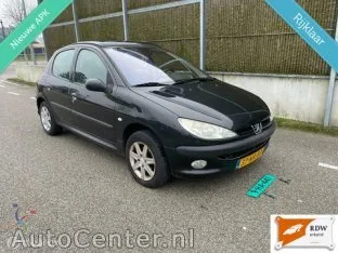 Peugeot 206 (2004) — foto 1