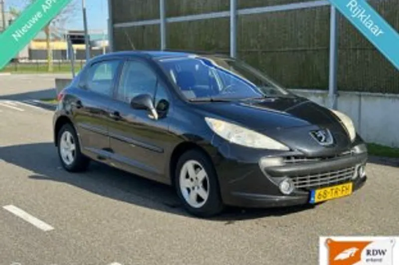 Peugeot 207 (2007)