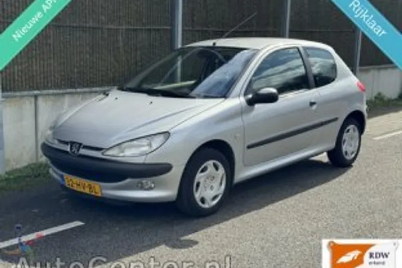 Peugeot 206 (2002)