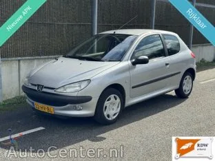 Peugeot 206 (2002) — foto 1